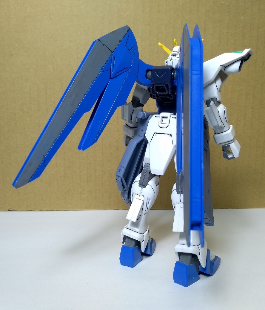 GANf 背面