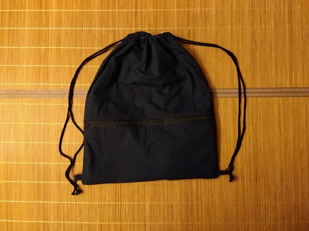 黒ナップサック