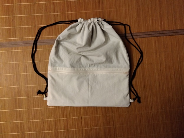 白ナップサック